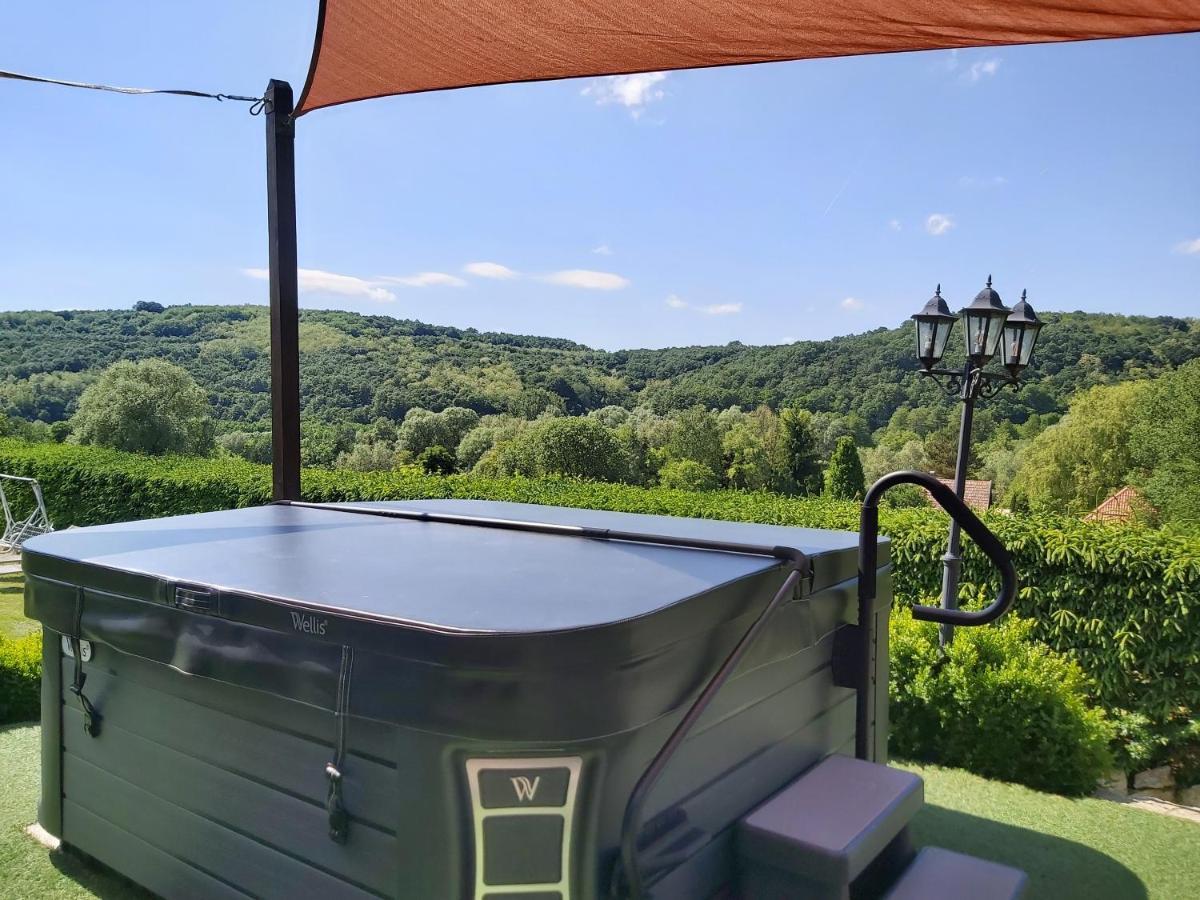 Kovacsszenaja Vendeghaz Villa Luaran gambar